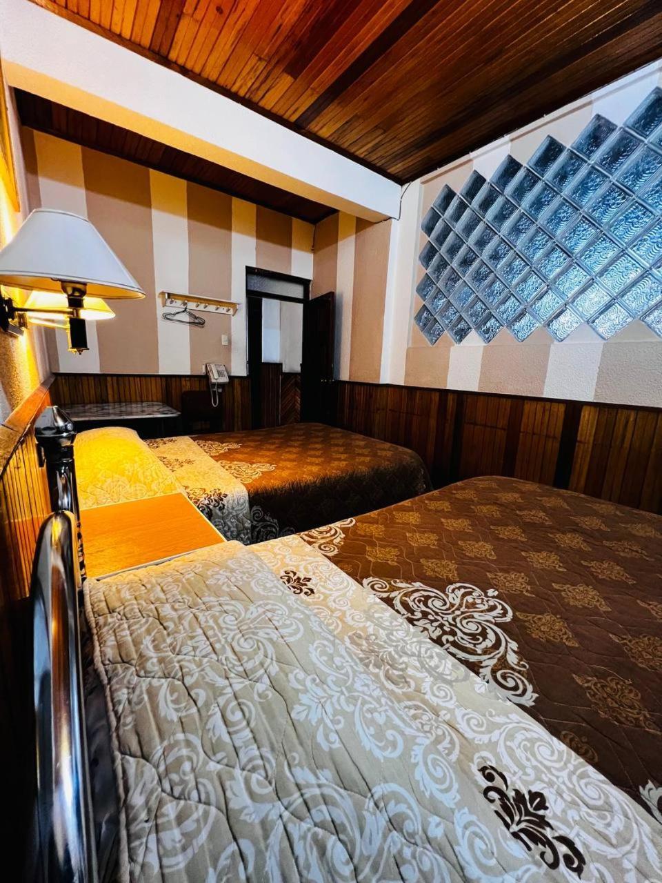 Hotel Metropolitano 로하 객실 사진