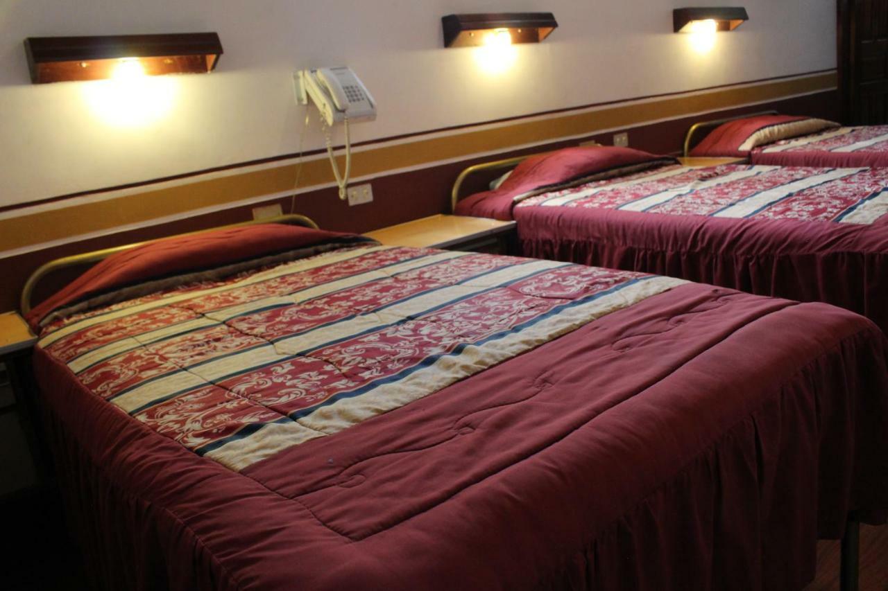 Hotel Metropolitano 로하 외부 사진